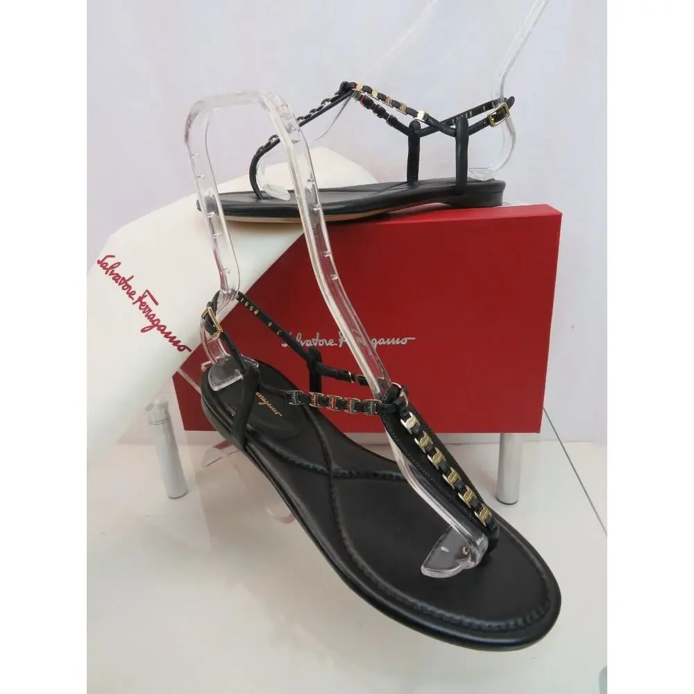 NIB FERRAGAMO TAHITI BLACK LEATHER BUCKLE T VARA CHAIN STRAP THONG SANDALS 9.5 C